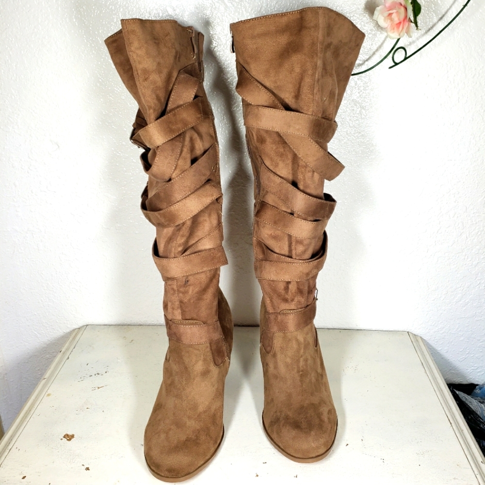 Torrid boots . Tan multi strap HL knee Size 10W